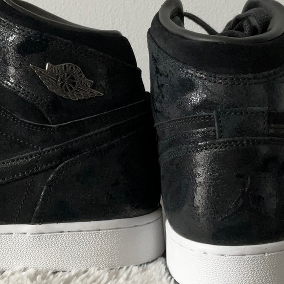 Nike AIR JORDAN 1 RET HI PREM HC GG/ Black/Black-White-Gym RED(Inside shoe) - Picture 5 of 8